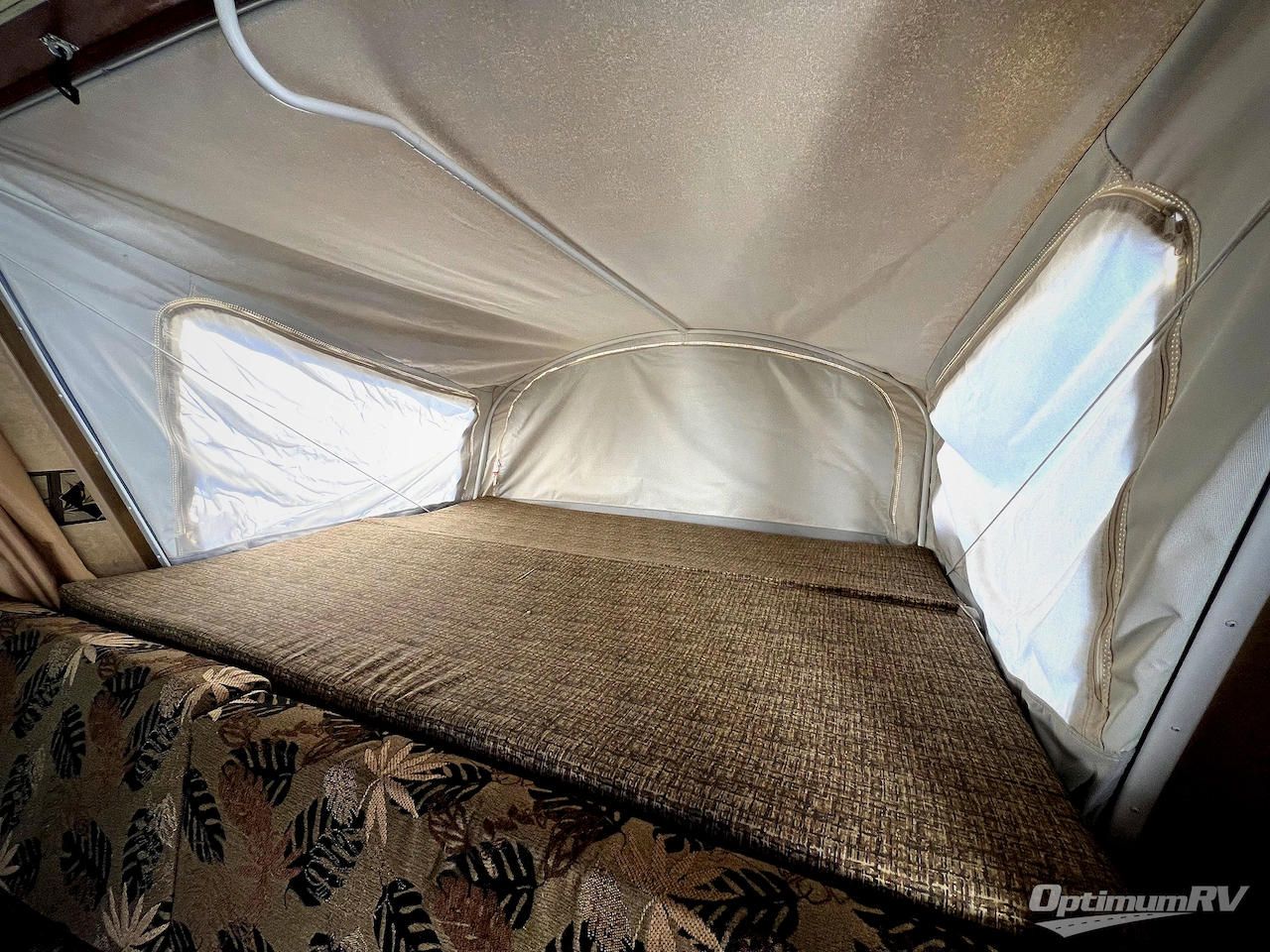 2013 Jayco Jay Feather Ultra Lite X18D Photo 6