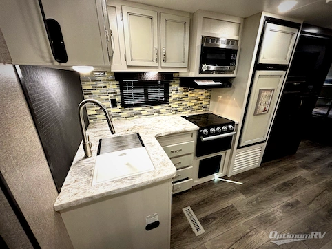 2021 Jayco Jay Flight 28BHS RV Photo 3