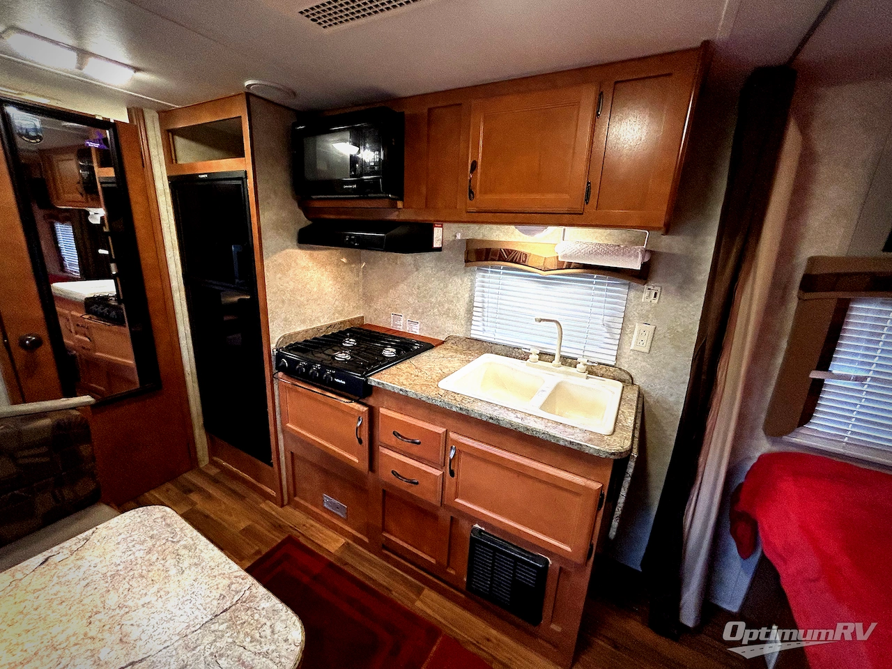 2013 Gulf Stream Ameri-Lite 21MB Photo 11