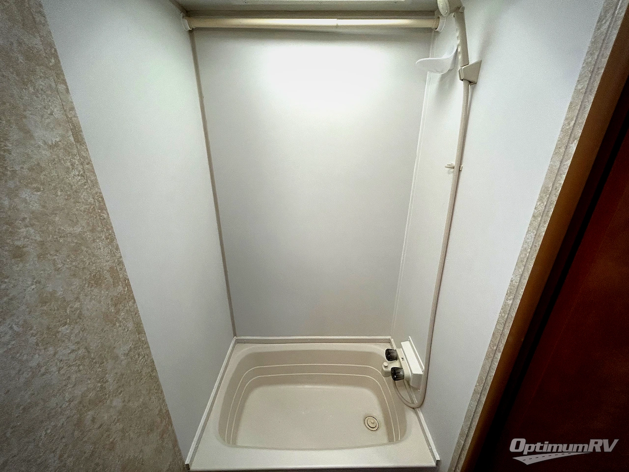 2013 Gulf Stream Ameri-Lite 21MB Photo 13