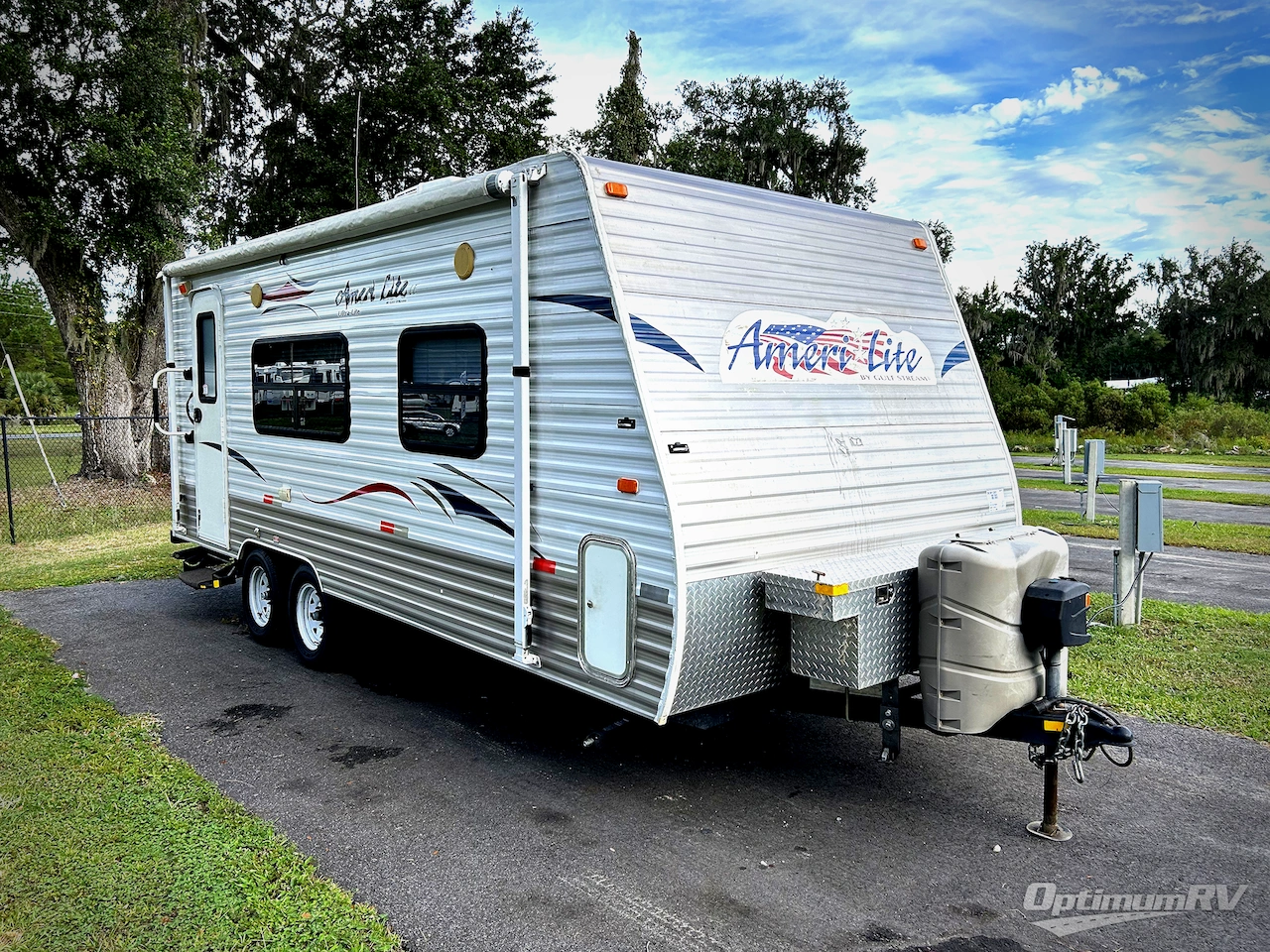 2013 Gulf Stream Ameri-Lite 21MB Photo 1