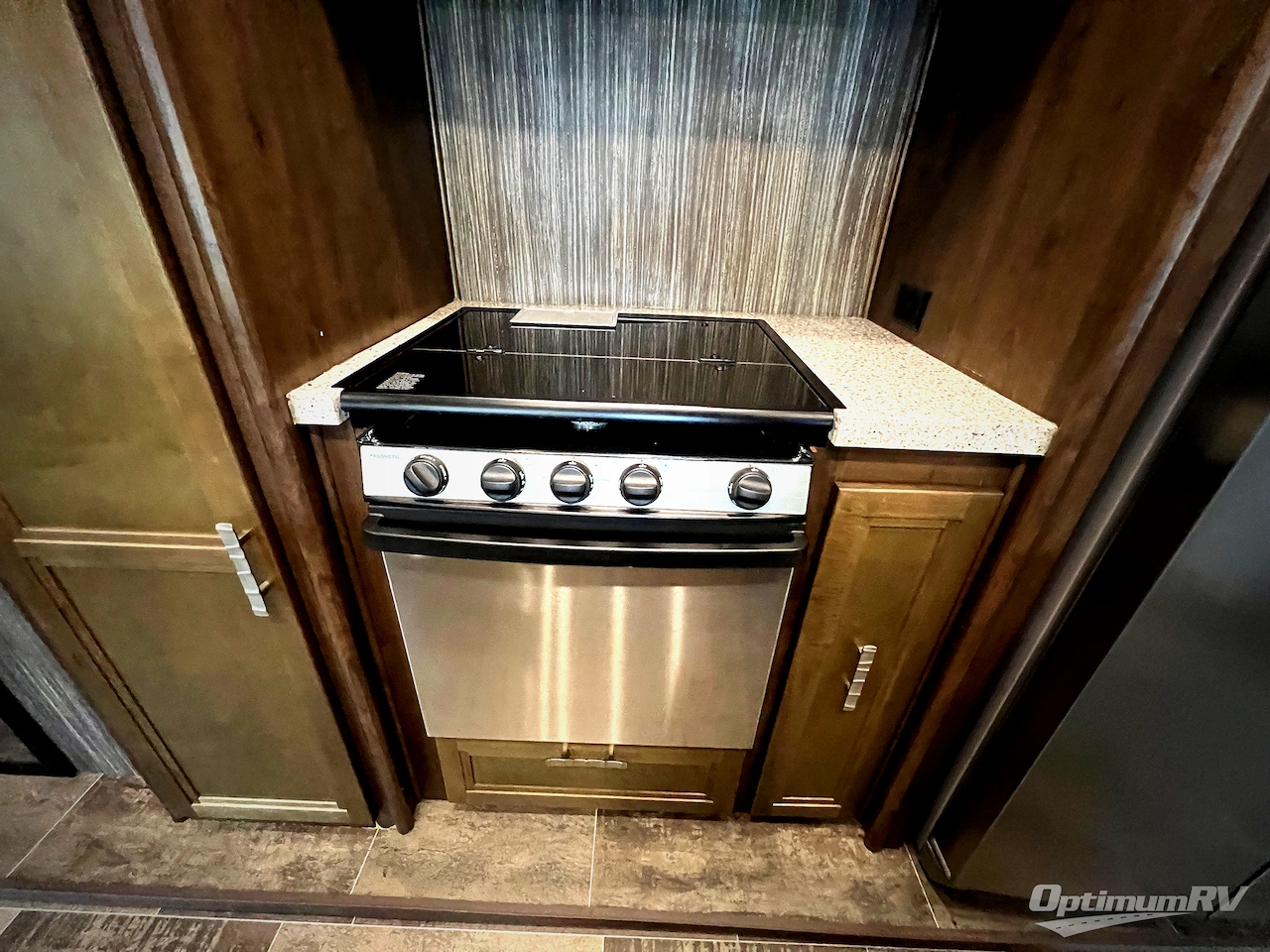 2018 Highland Ridge Open Range OF371MBH Photo 12