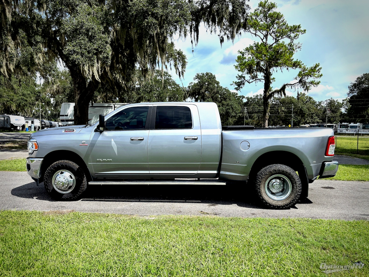 2019 Dodge RAM Bighorn 3500 Photo 6