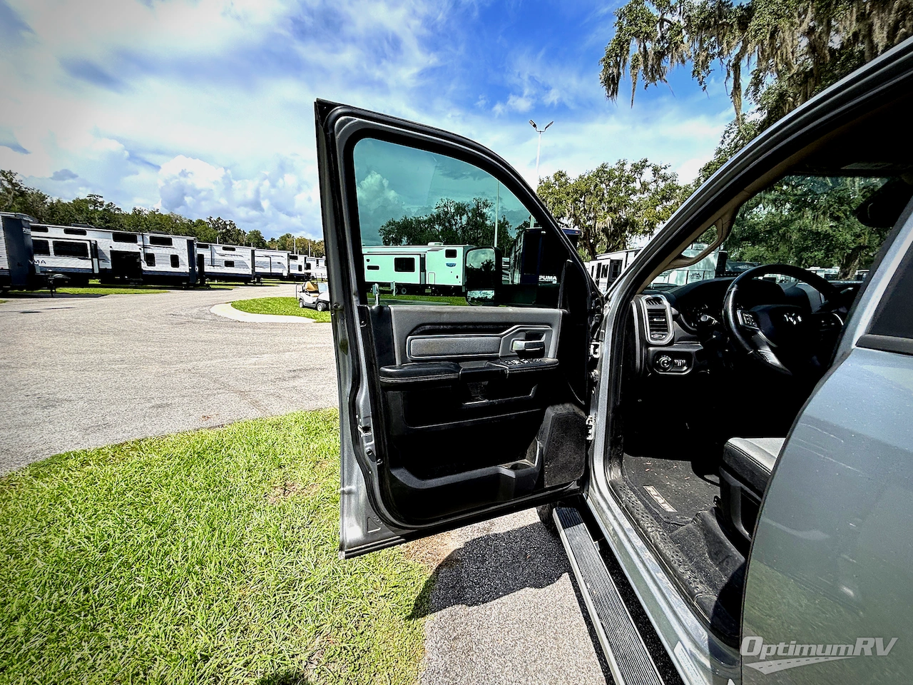 2019 Dodge RAM Bighorn 3500 Photo 9