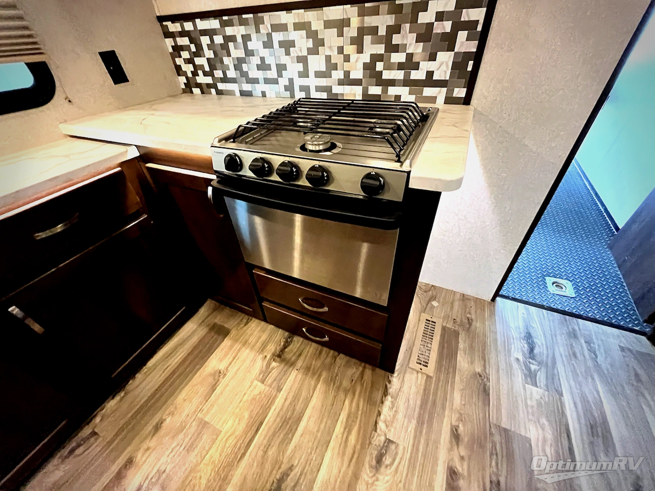 2018 Jayco Talon 393T Photo 17
