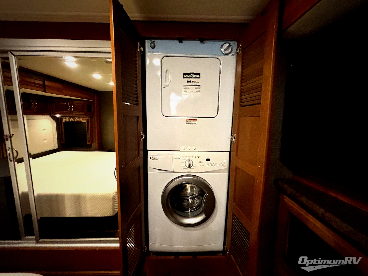 2017 Fleetwood Pace Arrow LXE 38F Photo 20