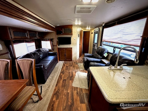 2014 Forest River Salem Hemisphere Lite 282RK RV Photo 2