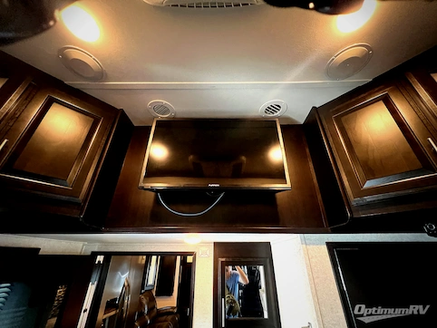 2017 Jayco Seismic 4212 RV Photo 3