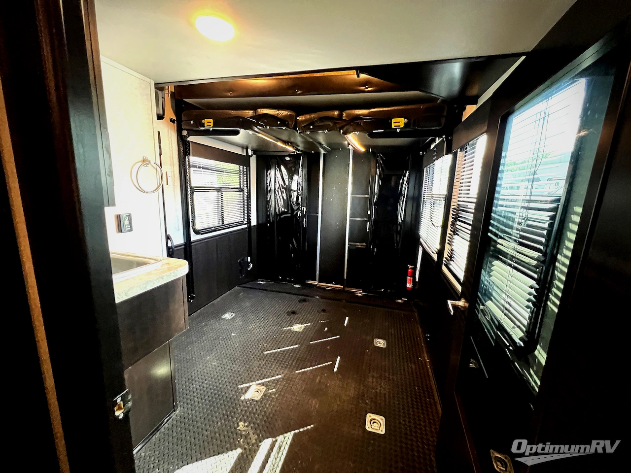 2017 Jayco Seismic 4212 Photo 18