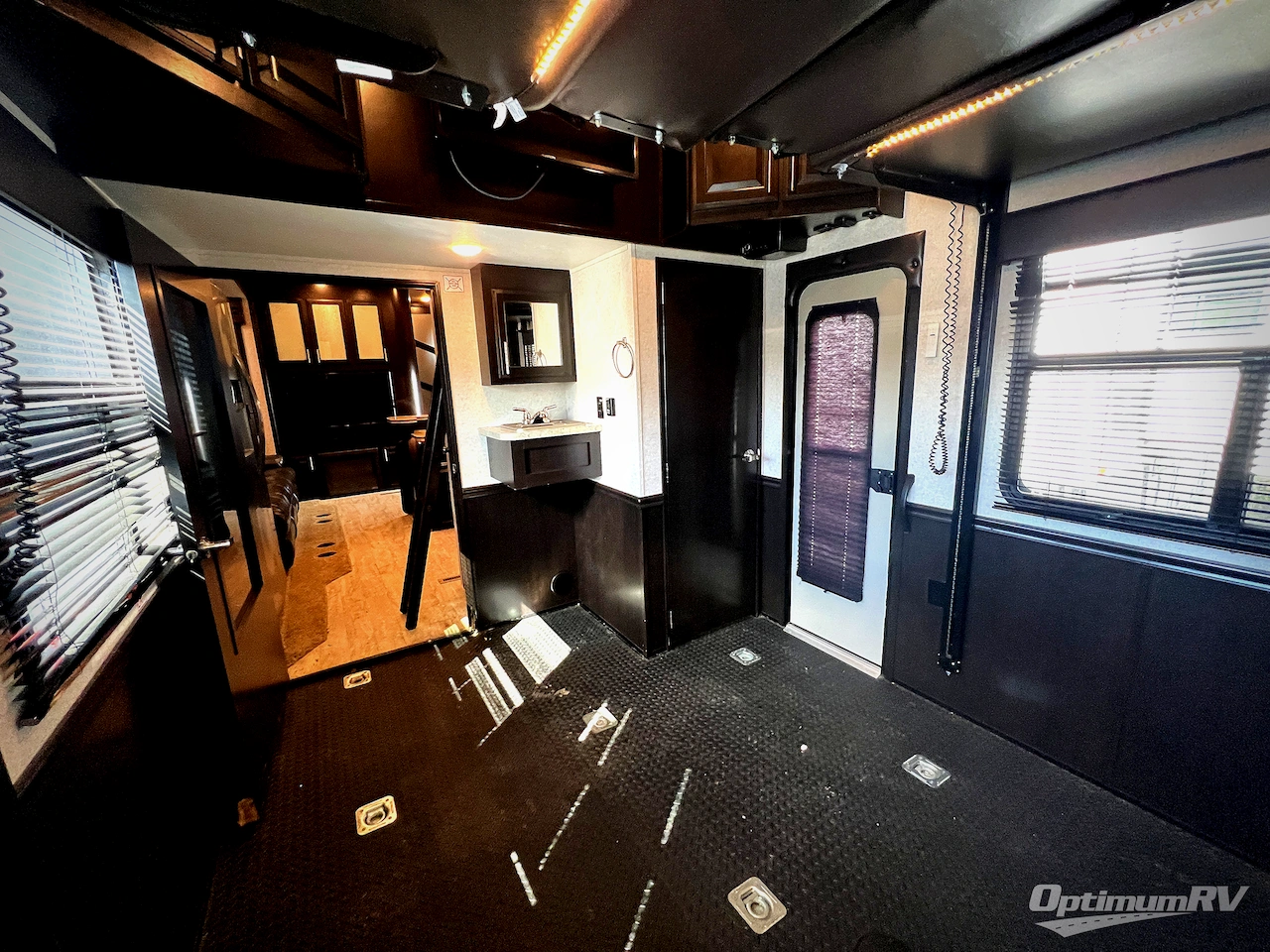 2017 Jayco Seismic 4212 Photo 19