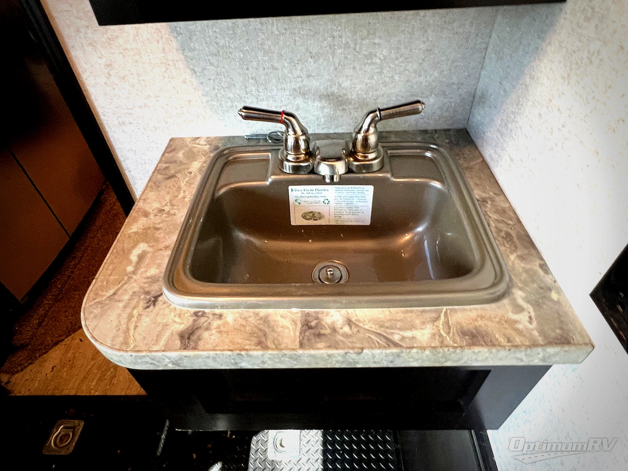 2017 Jayco Seismic 4212 Photo 21