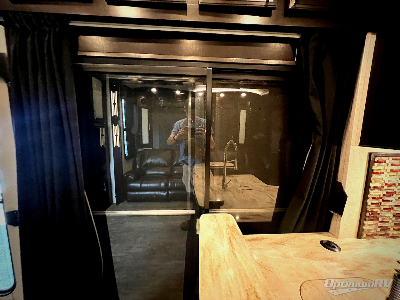 2017 Jayco Seismic 4212 Photo 26