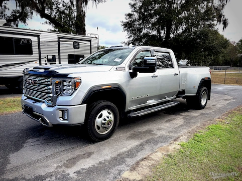 2022 GMC Denali 3500 HD RV Photo 2