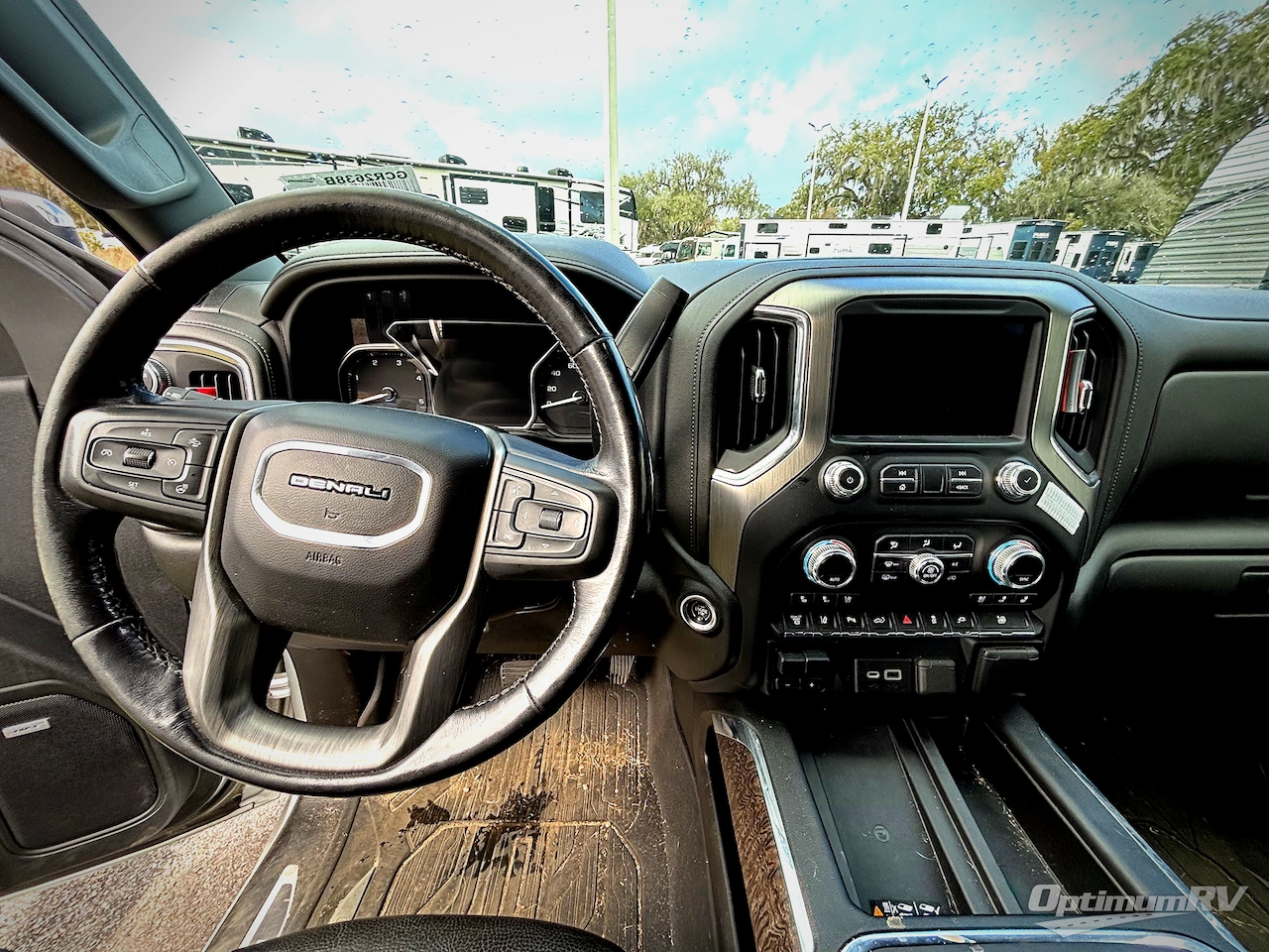 2022 GMC Denali 3500 HD Photo 9