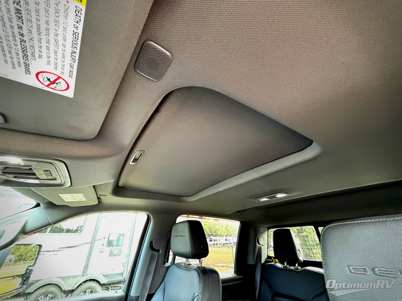 2022 GMC Denali 3500 HD Photo 11
