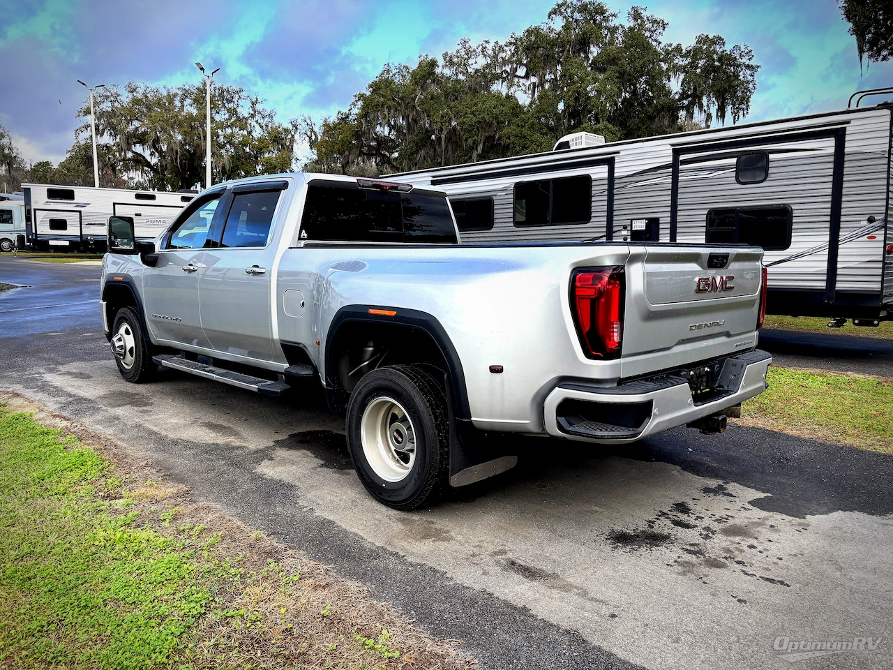 2022 GMC Denali 3500 HD Photo 4