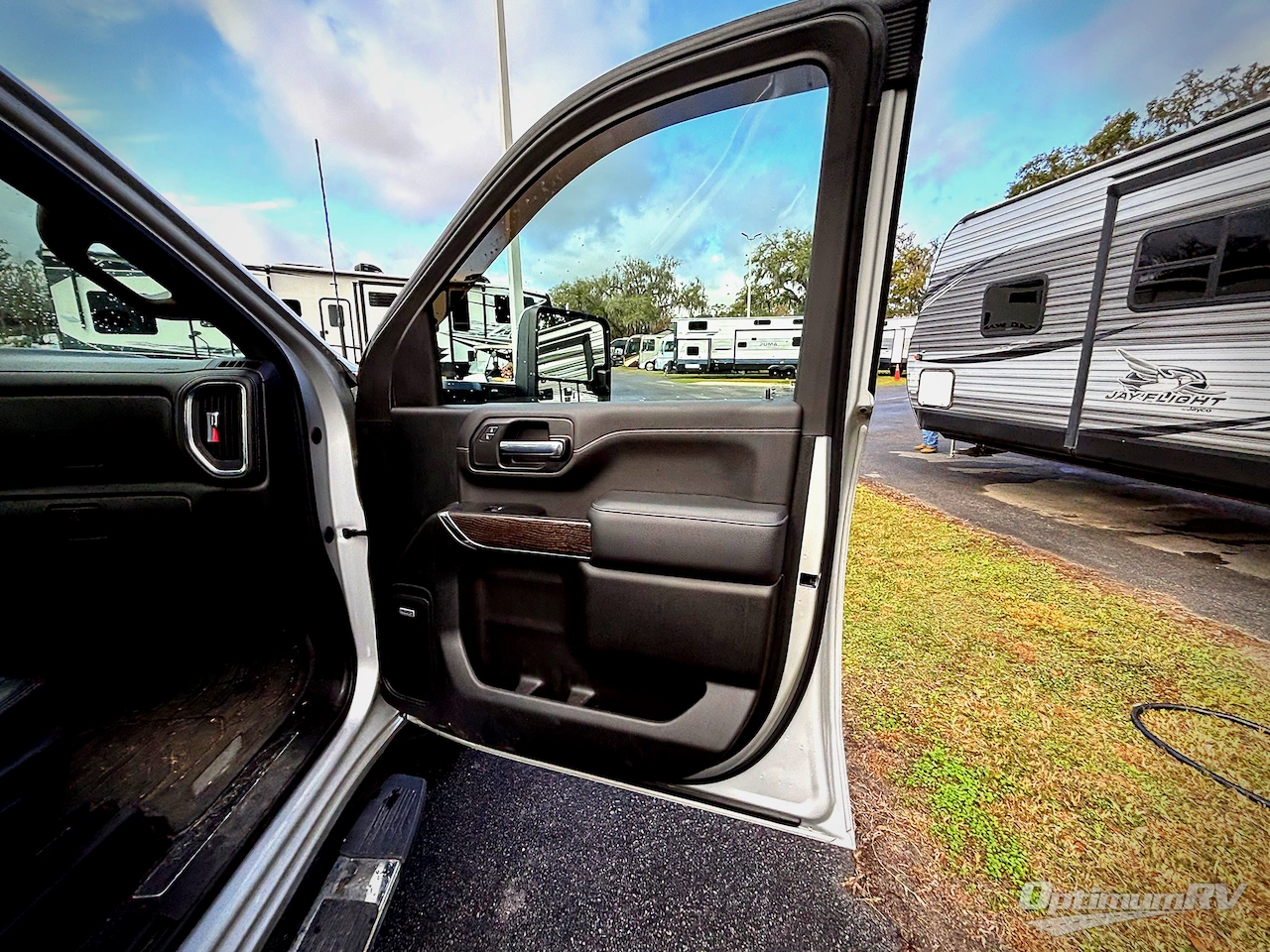 2022 GMC Denali 3500 HD Photo 16