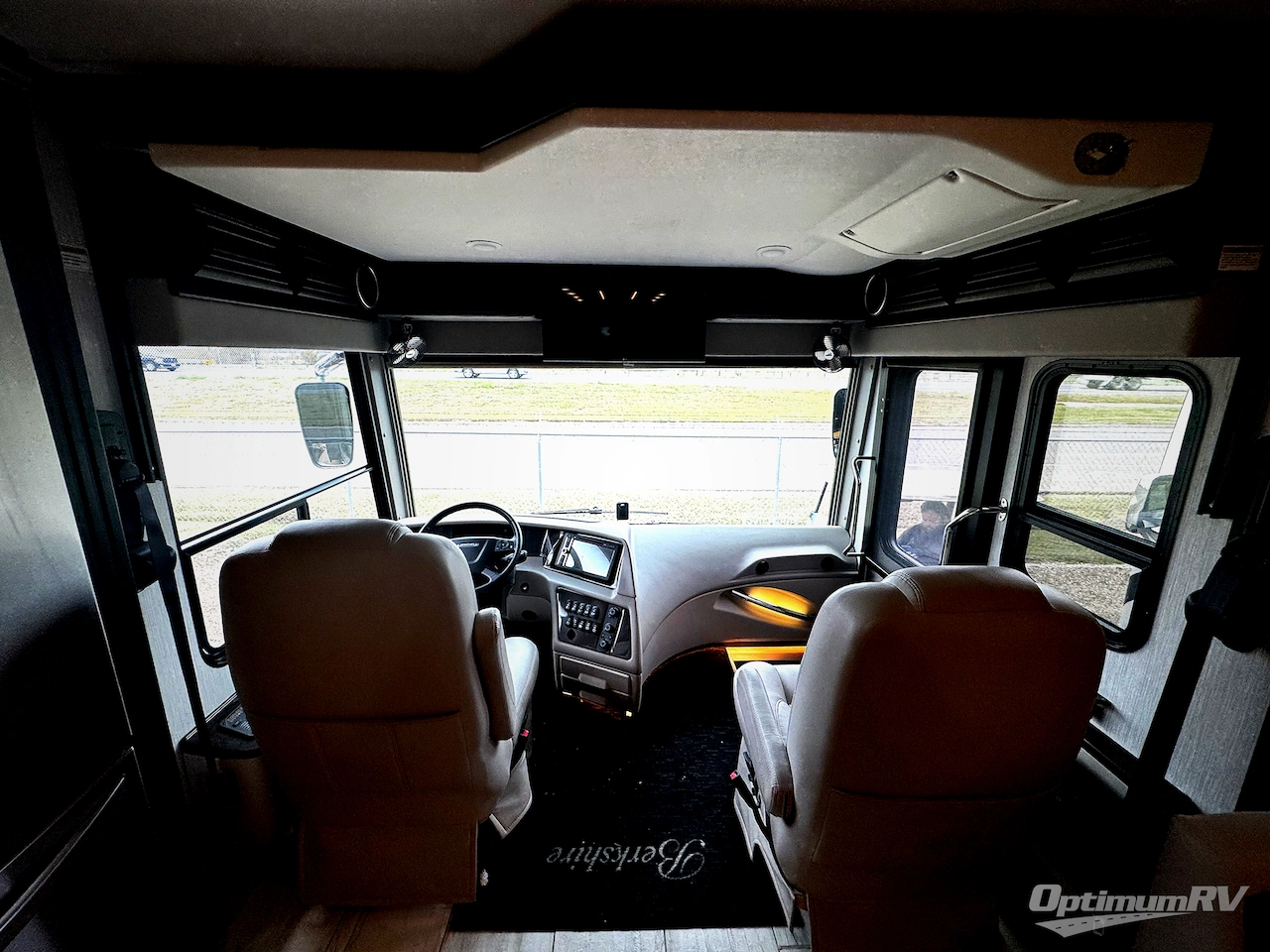 2022 Forest River Berkshire XLT 45A Photo 7