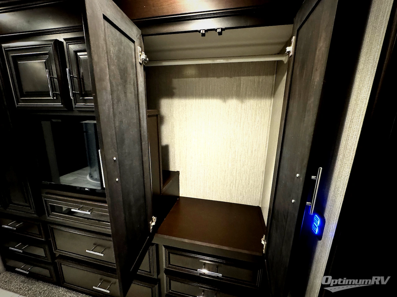 2022 Forest River Berkshire XLT 45A Photo 34