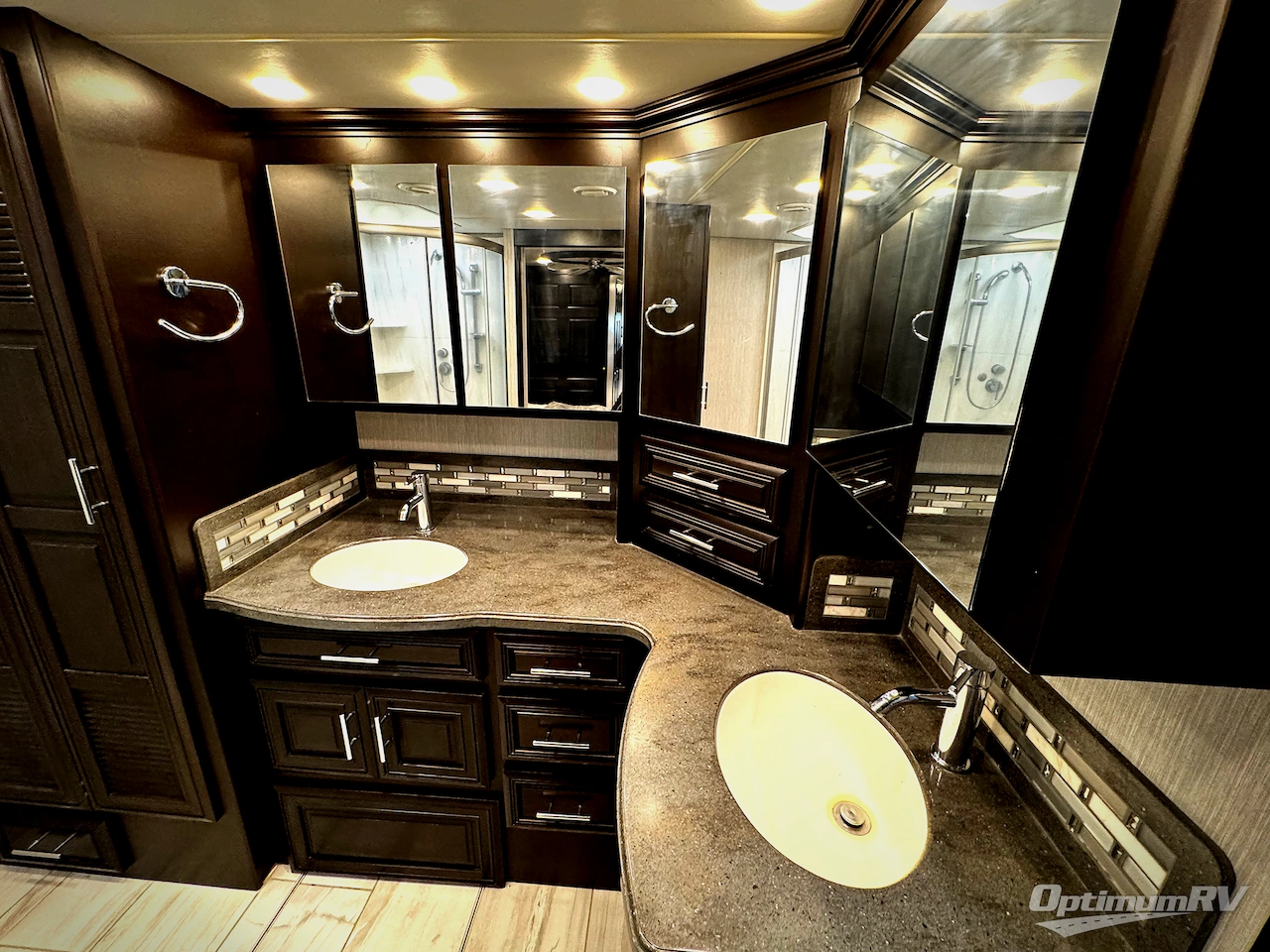 2022 Forest River Berkshire XLT 45A Photo 39