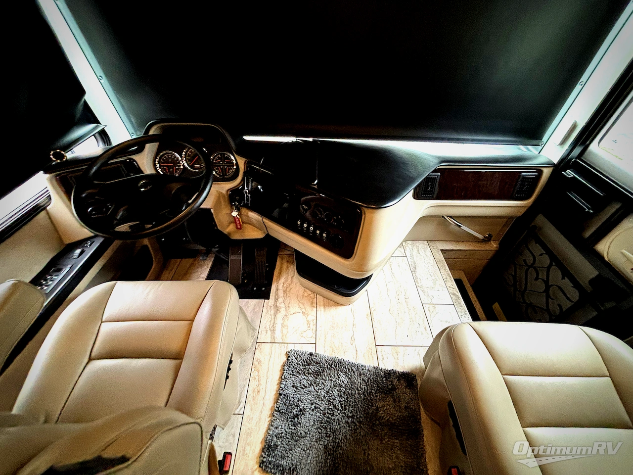 2019 Holiday Rambler Endeavor 38W Photo 8