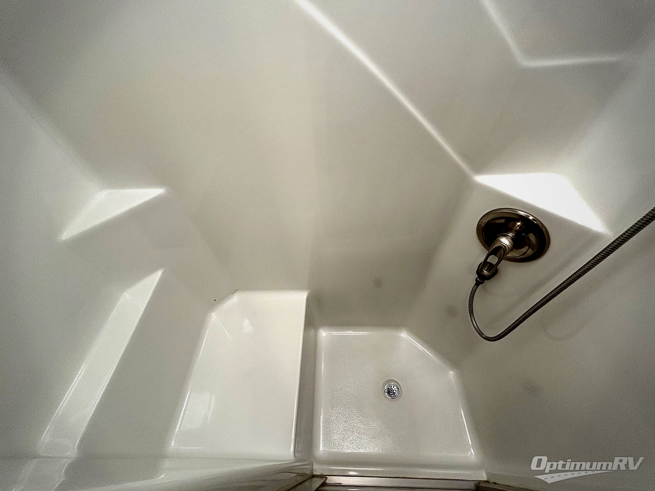 2019 Holiday Rambler Endeavor 38W Photo 26