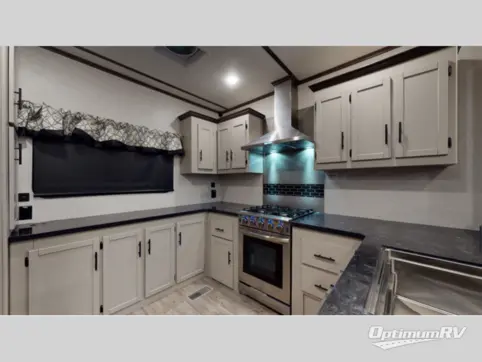 2024 CrossRoads Hampton HP380RKS RV Photo 4
