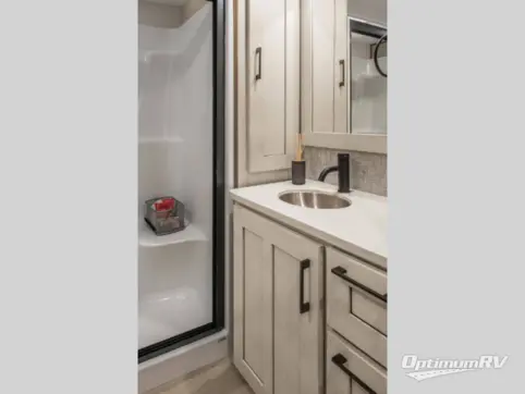 2024 KZ Durango Gold G382MBQ RV Photo 4