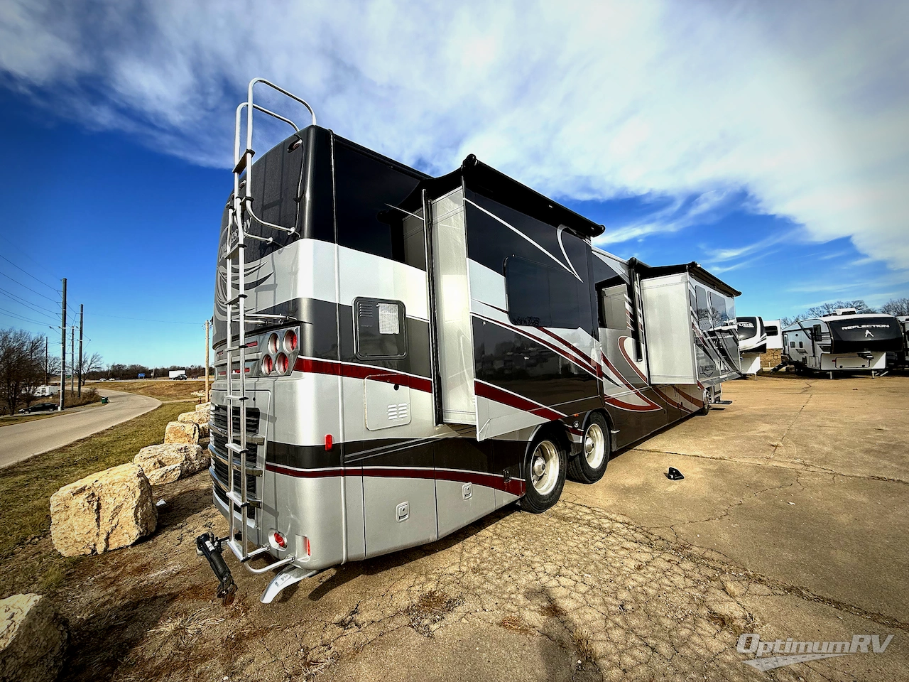 2014 Forest River Charleston 430FK Photo 2