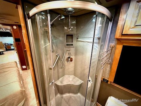 2019 Tiffin Phaeton 40QBH RV Photo 4