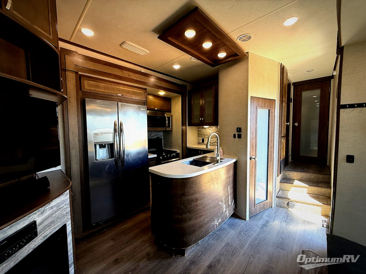 2019 Highland Ridge Highlander HF383H Photo 12