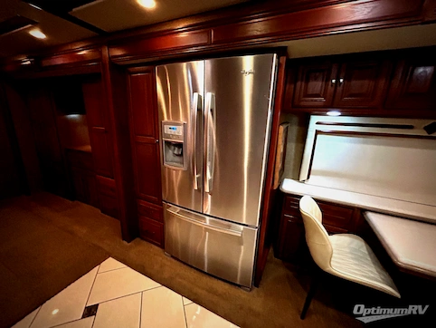 2013 Itasca Ellipse 42QD RV Photo 3