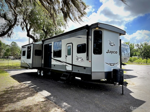Used 2020 Jayco Jay Flight Bungalow 40RLTS Featured Photo