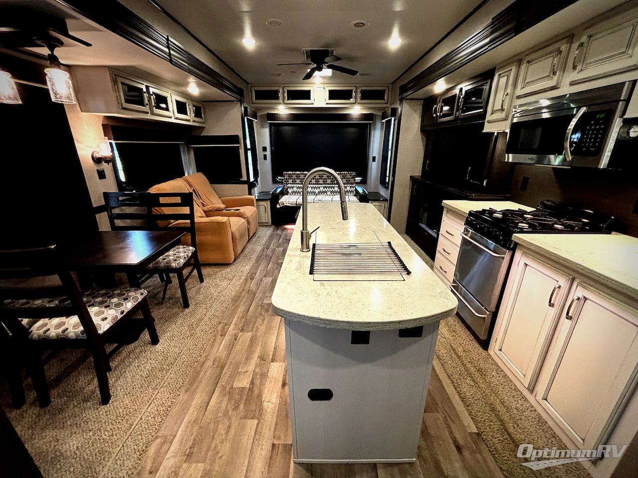 2020 Jayco Jay Flight Bungalow 40RLTS Photo 4