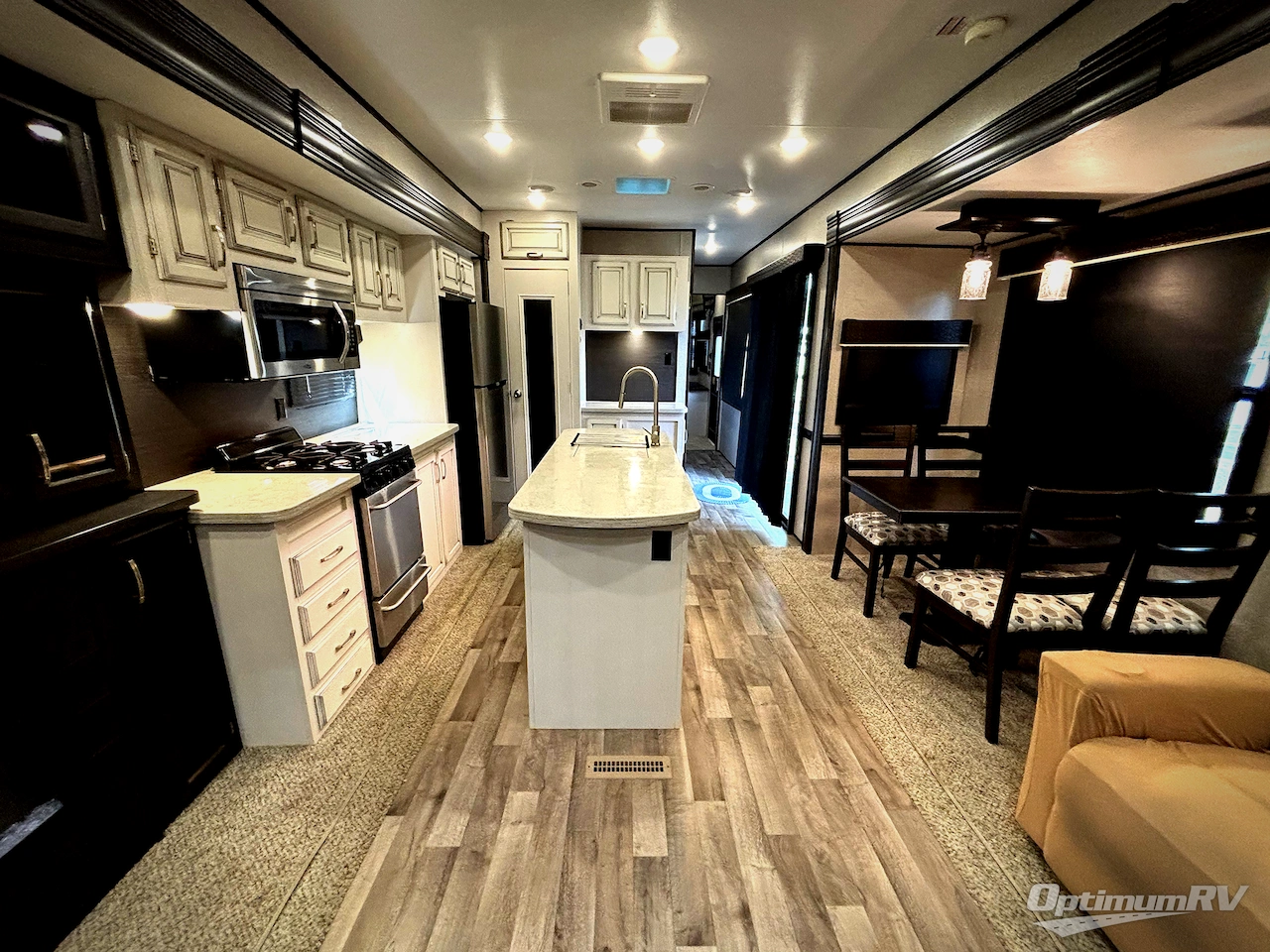 2020 Jayco Jay Flight Bungalow 40RLTS Photo 5