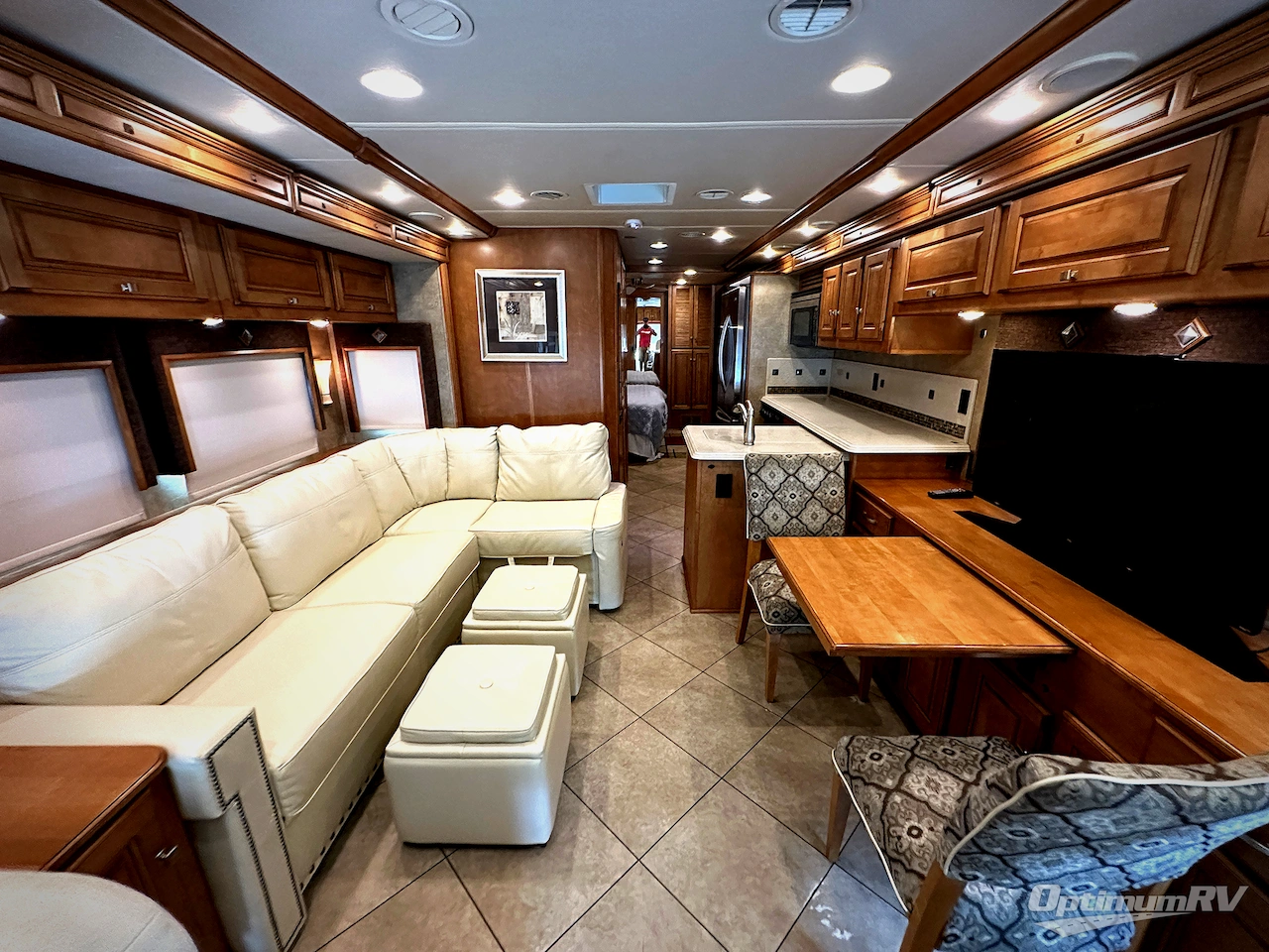 2014 Itasca Meridian 34B Photo 7