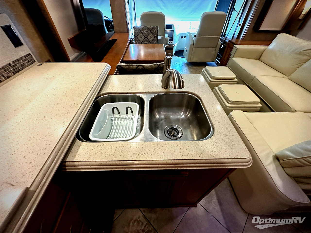 2014 Itasca Meridian 34B Photo 12