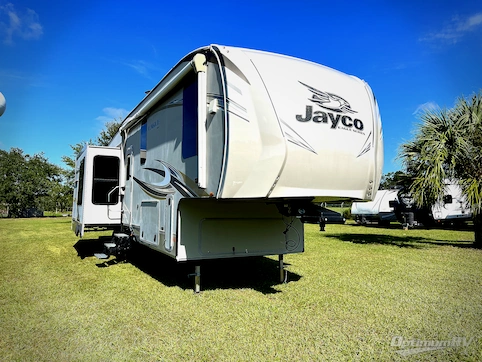 Used 2020 Jayco Eagle 317RLOK Featured Photo