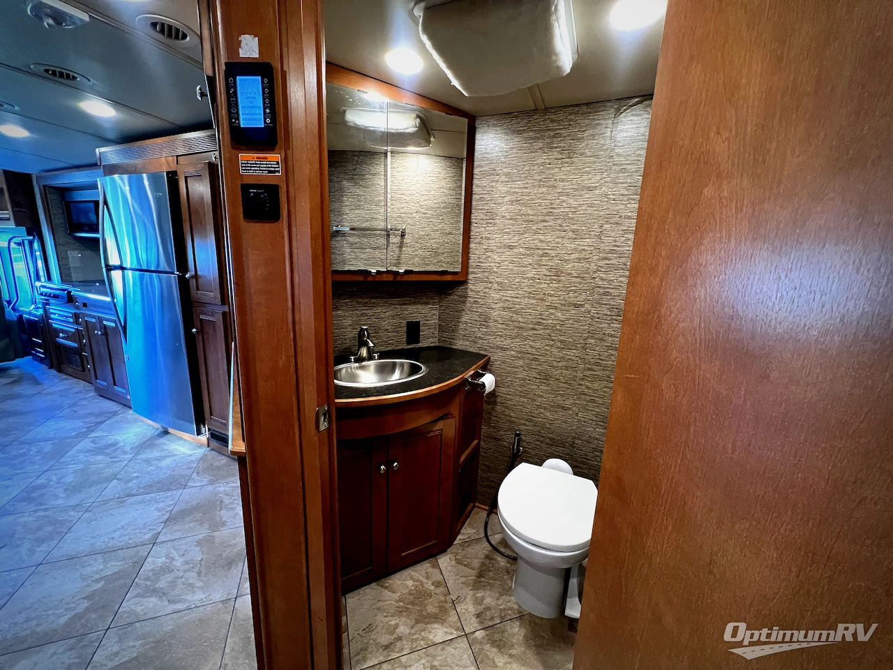 2019 Winnebago Forza 38F Photo 17