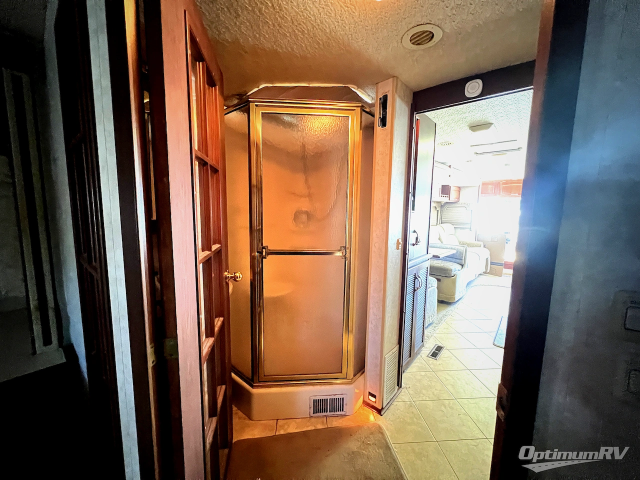 2004 Itasca Suncruiser 37B Photo 14