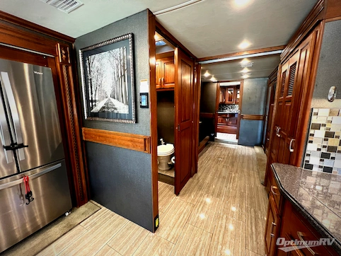 2017 Holiday Rambler Endeavor 40D RV Photo 3