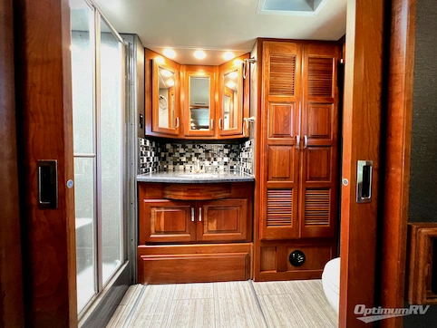 2017 Holiday Rambler Endeavor 40D RV Photo 4