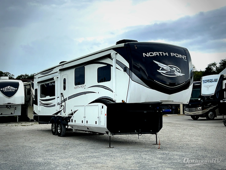 2022 Jayco North Point 377RLBH RV Photo 1
