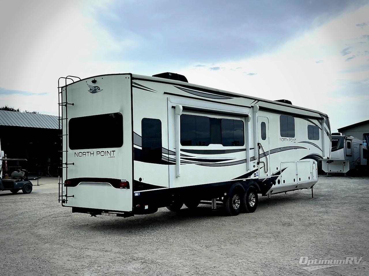 2022 Jayco North Point 377RLBH Photo 2