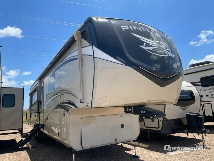 2021 Jayco Pinnacle 36FBTS RV Photo 1