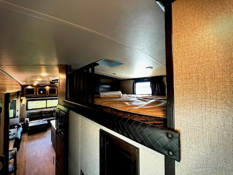 2020 Jayco North Point 377RLBH RV Photo 4