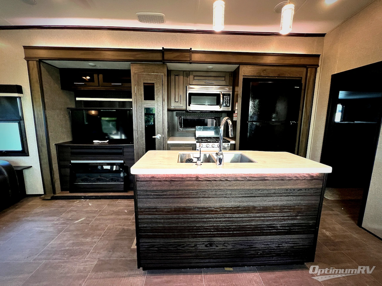 2020 Jayco North Point 377RLBH Photo 12