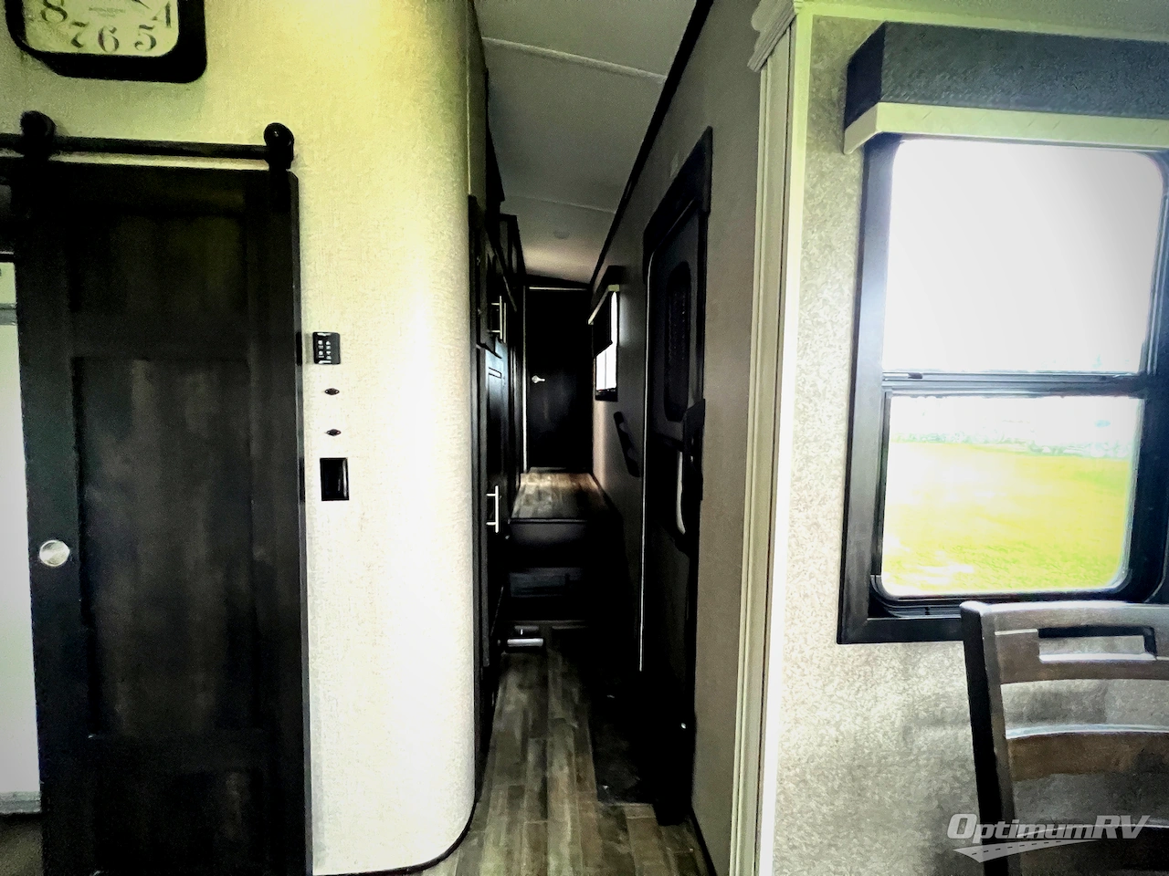 2021 Jayco North Point 377RLBH Photo 15