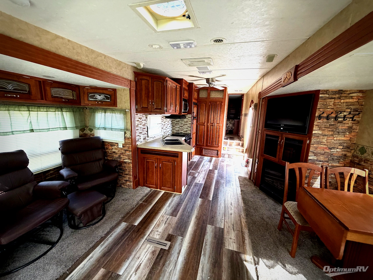 2011 SunnyBrook Bristol Bay 3455CK Photo 6