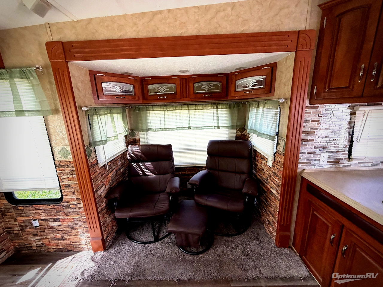 2011 SunnyBrook Bristol Bay 3455CK Photo 10